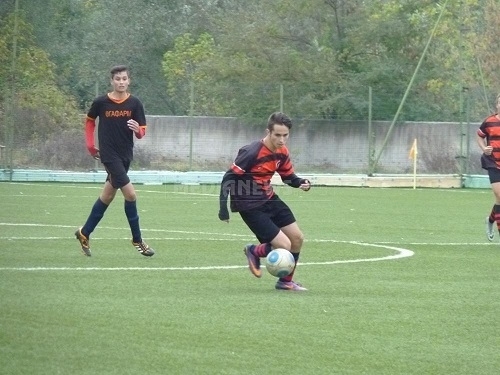 Пълно фиаско претърпяха юношите младша възраст на Локомотив Мездра в