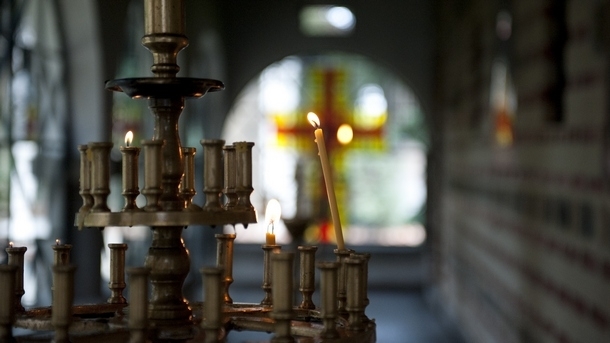 Настоятелството при храм Св Св Кирил и Методий в мездренското