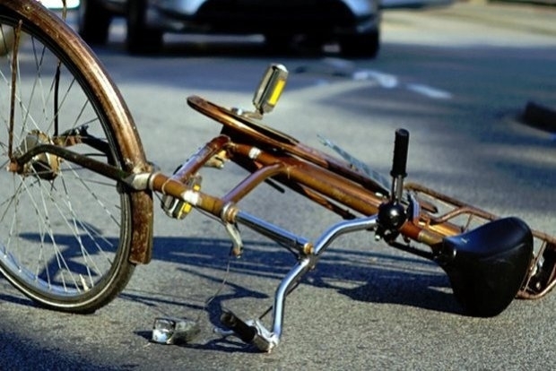 Велосипедист е бил пометен от лек автомобил във Видин вчера