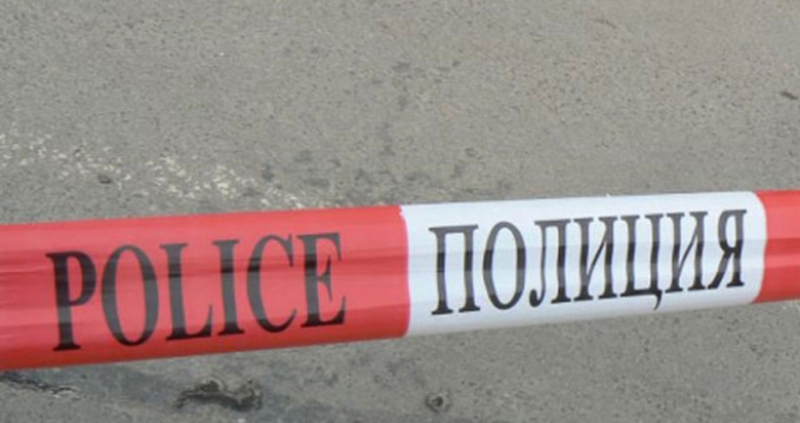 46 годишен мъж е открит мъртъв в лек автомобил паркиран в