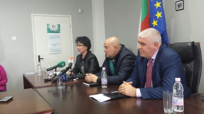 Брутални извращения грабежи наркотици лихварство палежи поръчкови отвличания заплахи с