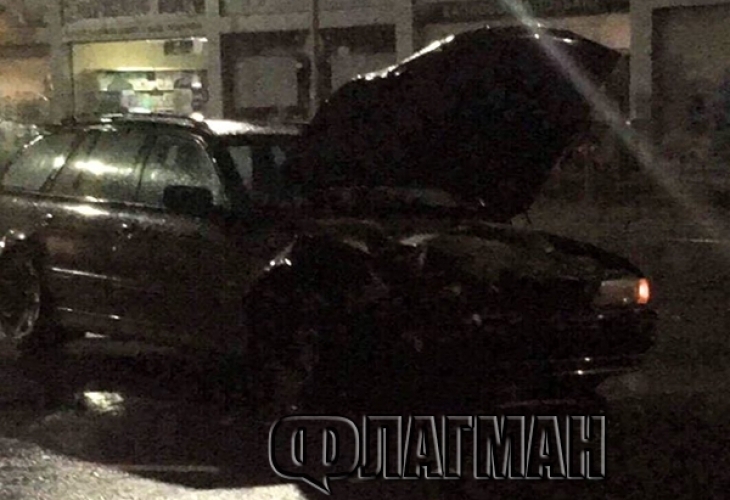 БМВ се заби в инкасо автомобил на кръстовището на улиците