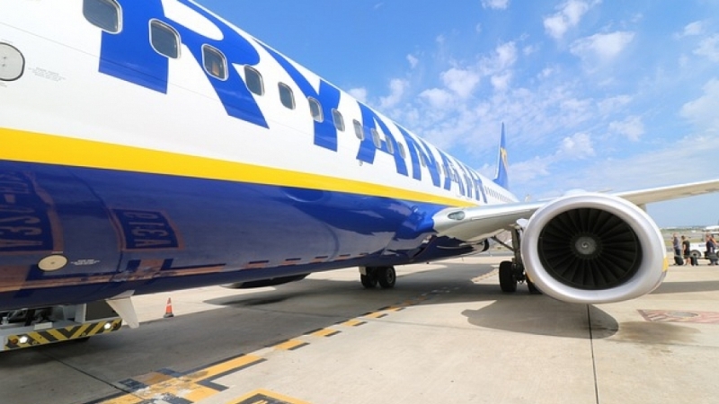 Британските власти заплашиха Ryanair със съдебни действия заради "постоянно подвеждане"