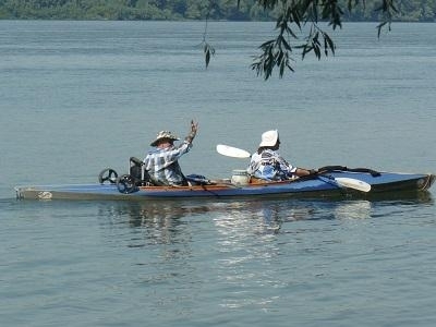 Международната гребна регата "ТИД 2017" акостира в Козлодуй