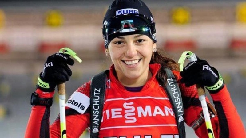 Десислава Стоянова спечели титлата в спринта на 7 5 километра от държавното