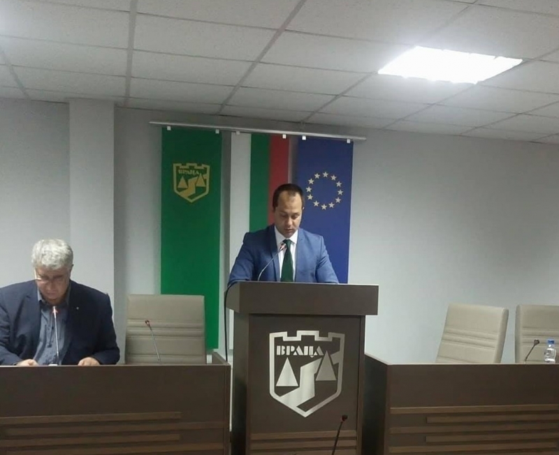 Доскорошните съветници от Реформаторския блок във врачанския общински съвет смениха