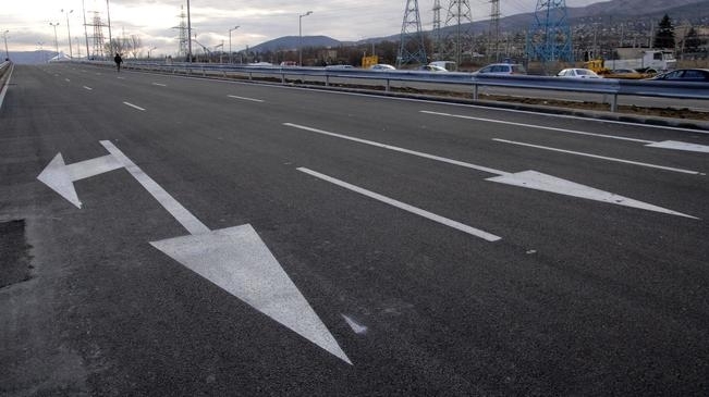 Целогодишно за периода на официалните празници последния работен ден преди