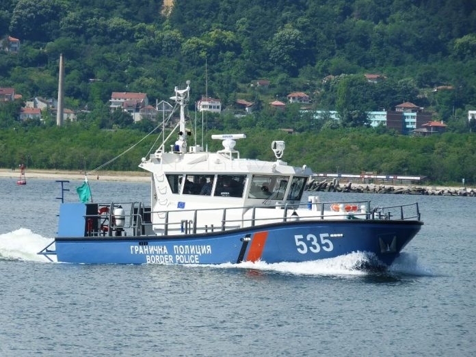 Рибар е изчезнал в късния следобед в Дунав край Оряхово