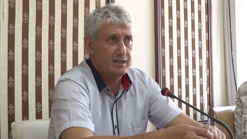 Общинският съвет в Мездра пренебрегна желанието на 28 родители от