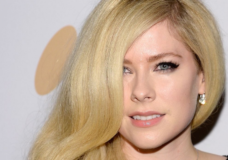 Певицата Аврил Лавин победи суперзвездата Бионсе в нещо но едва