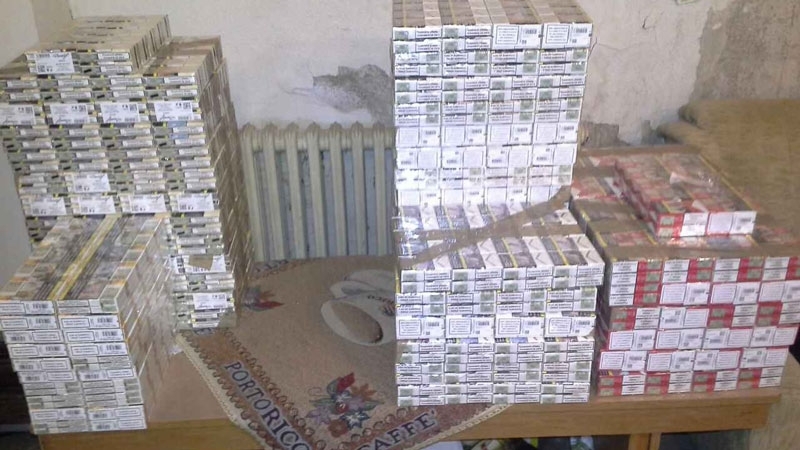 Опит за контрабанден износ на цигари предотвратиха митнически служители в района на ГКПП