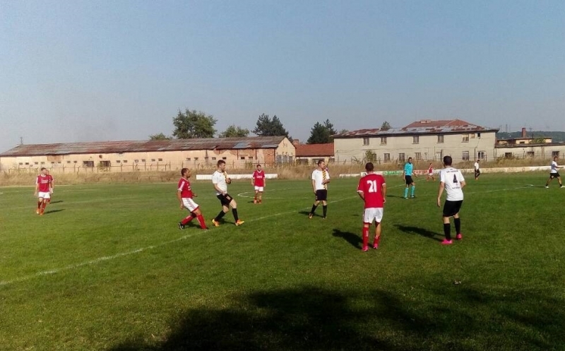 Бойчиновци победи Миньор Кипровец Чипровци с 4 3 в най интригуващия мач