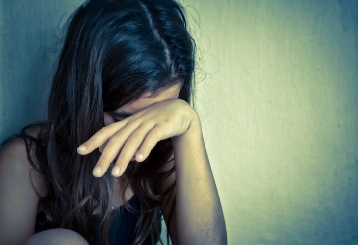 Майката на 12 годишно момиче станало жертва на педофил в мрежата