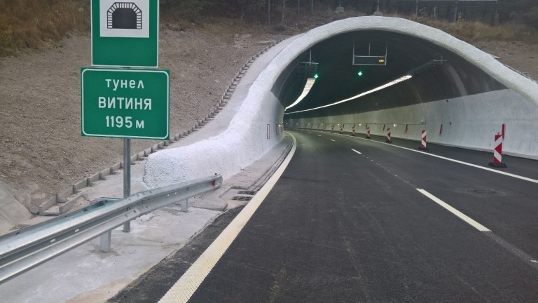 От днес се въвеждат промени в движението през тунела Витиня на автомагистрала