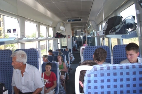 БДЖ Пътнически превози ЕООД ще увеличи с допълнителни вагони