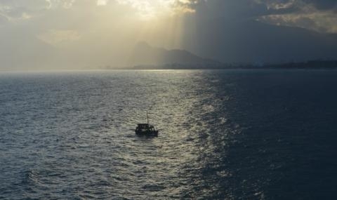 В Швеция арестуваха двама руски граждани за управление на кораб