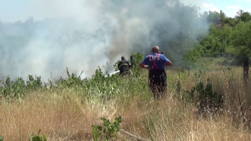 Малко преди 13 часа вчера екип на районната служба за