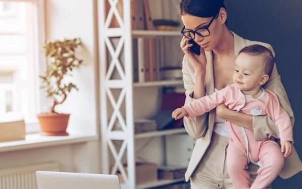 Над 2000 жени се върнали предсрочно на работното си мястосрещу