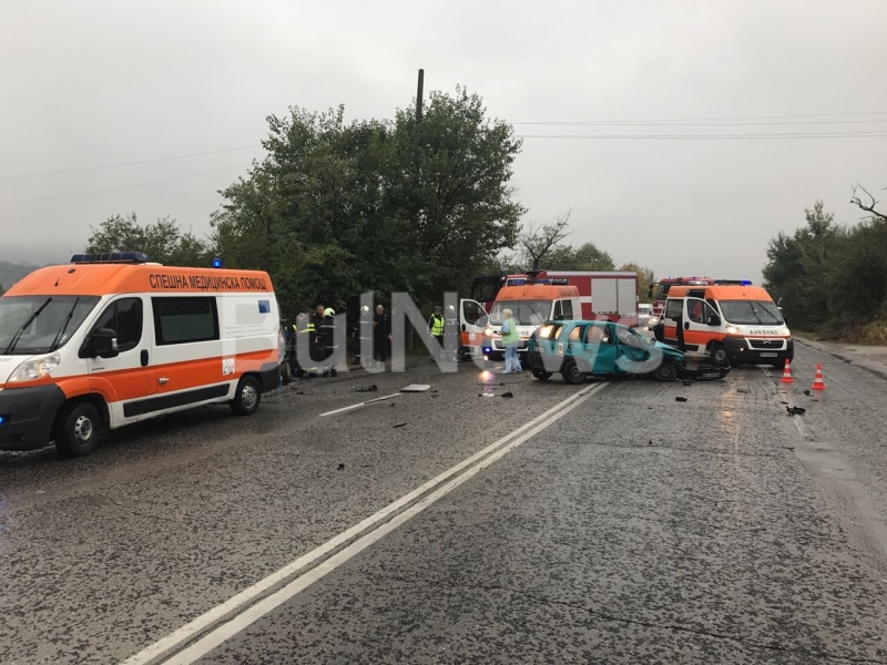 18 годишният Г В от село Нивянин карал Опел Корса при адската