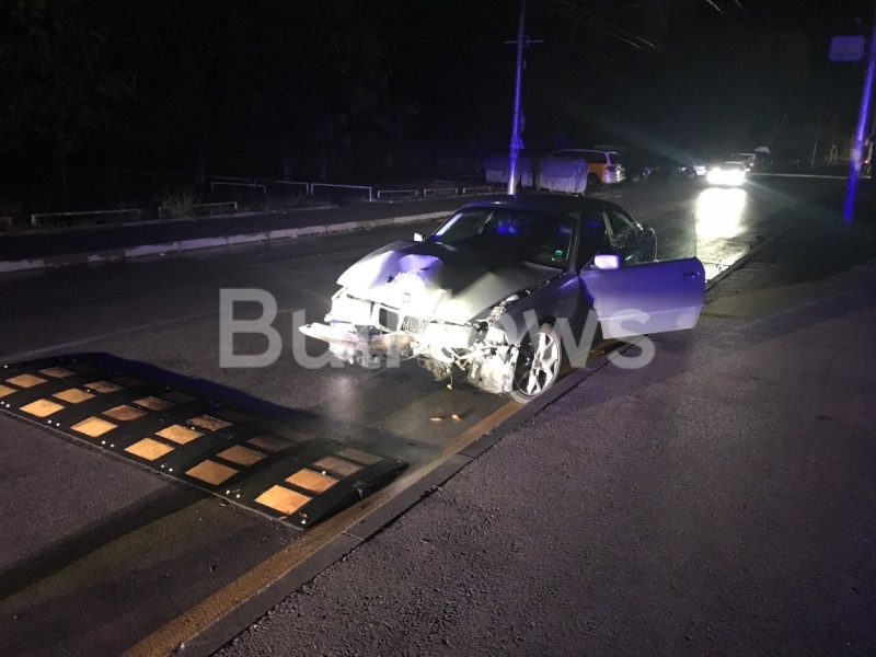 Лек автомобил БМВ 318 с врачанска регистрация се е размазал