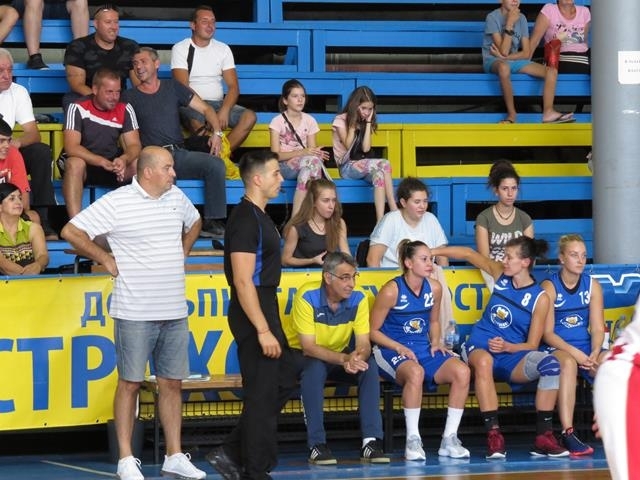 Баскетболистките на Монтана започнаха с победа участието си на международния