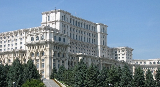 Румънският парламент одобри днес проектобюджета за 2019 г с 275