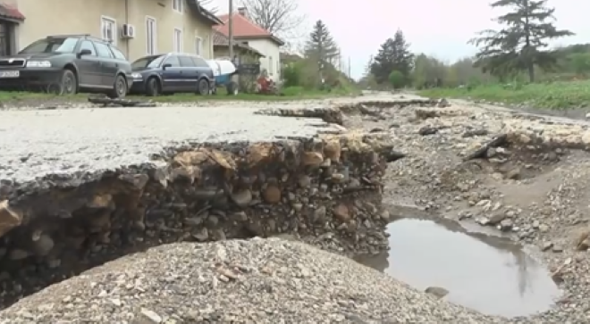 Продължава описването на щетите след потопа в Хайредин /снимки/