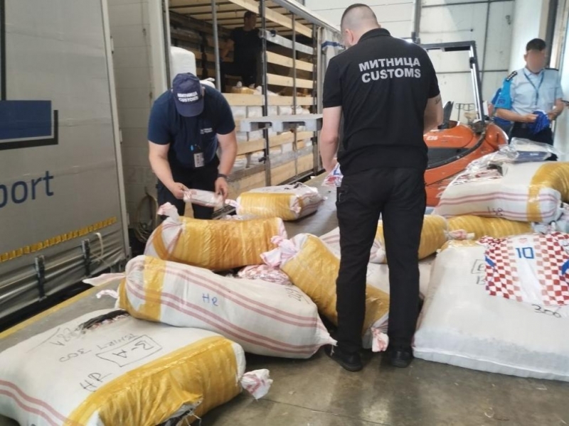 Стоки на обща стойност близо 5 млн евро са задържали
