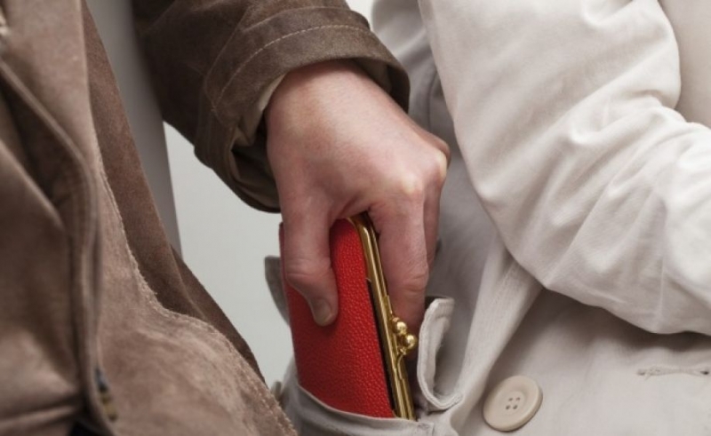 Рецидивист е обрал баба в Лом съобщиха от пресцентъра на