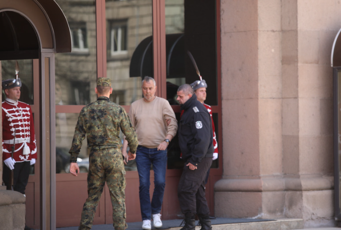 Мъж опита да влезе в сградата на Президентството Инцидентът се е