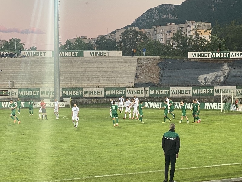 Отборът на Славия ще играе в efbet Лига и догодина