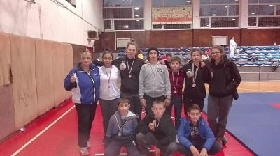 Никола Илиев при 30 килограмовите момчета и Ивайло Илиев в