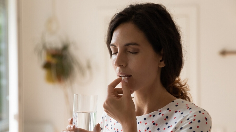 Прекомерната употреба на антибиотици опасно подкопава тяхната ефективност и увеличава