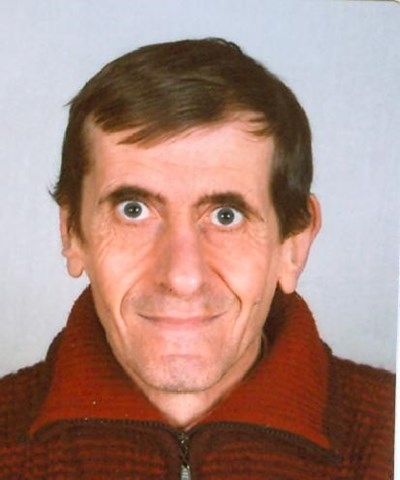 Полицията издирва Светлозар Иванов Стефанов на 53 години който на