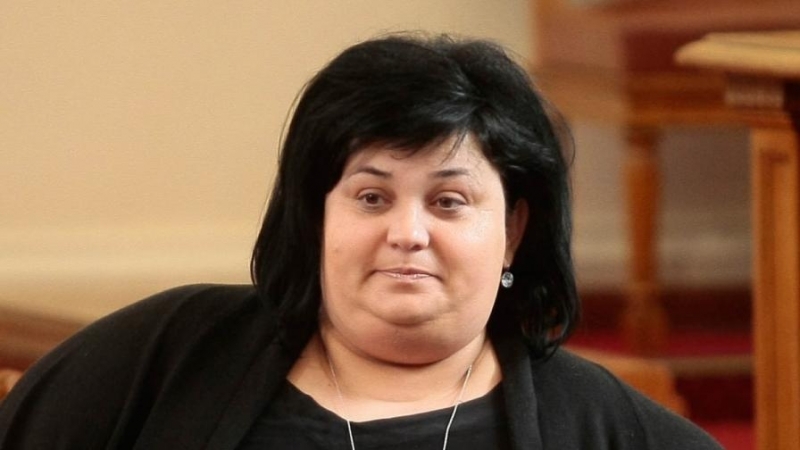 Тежка сватба стяга легендарната юристка и сив кардинал на ГЕРБ