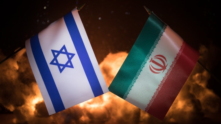 Снимка: Израел нанесе удари по Иран