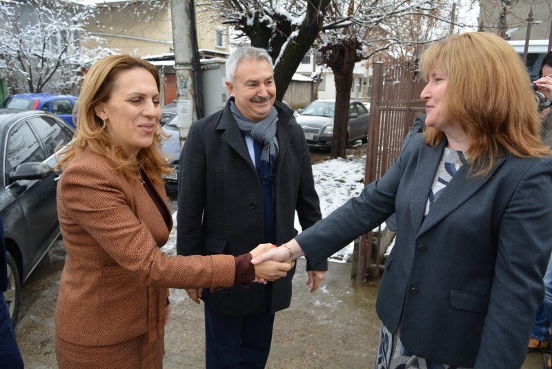 Програмата чрез която се осигуряват лични асистенти ще продължи и