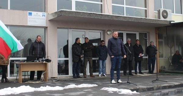 Концесионерът на находище Побит камък край Нови хан Ватия холдинг