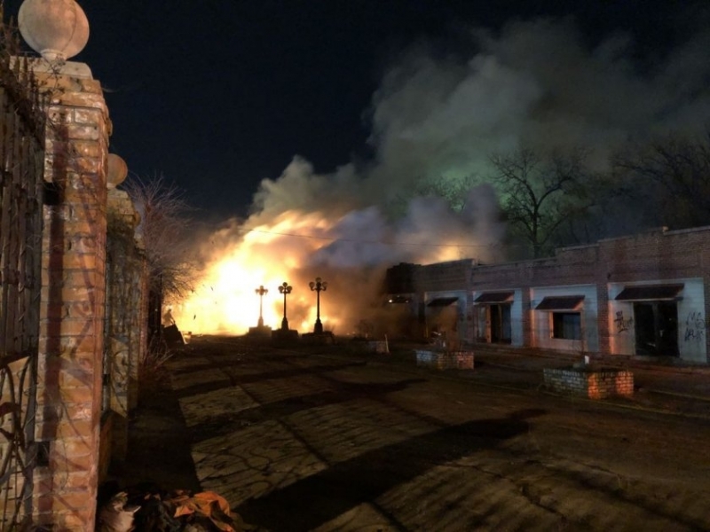 Серия от палежи са били извършени тази нощ в различни