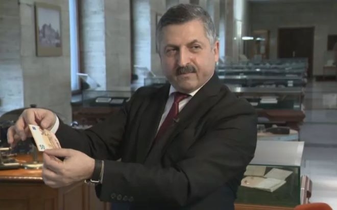 Смарагдовозелено Това е елементът по който най лесно можете да