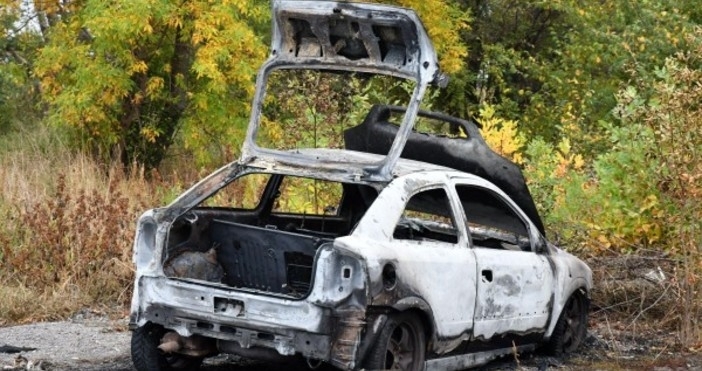 Полицията откри опожарен автомобил край софийското село Мрамор вчера за