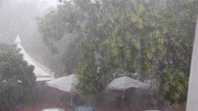 През последните 24 часа е паднал между 20 и 25