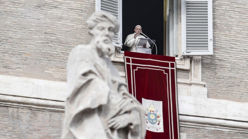 Разследват пратеника на Ватикана във Франция за сексуално насилие Той