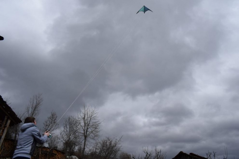 В неделя над България ще бъде предимно облачно и на