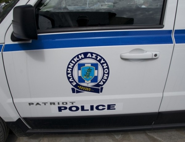 Гръцката полиция арестува двама българи на граничния пункт Промахон Единият
