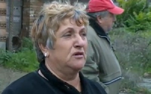 Близките на починалото в Кардам дете продължават да обвиняват лекарите