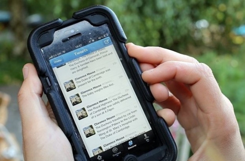 Непълнолетен задигна телефон от двора на детско заведение във Враца