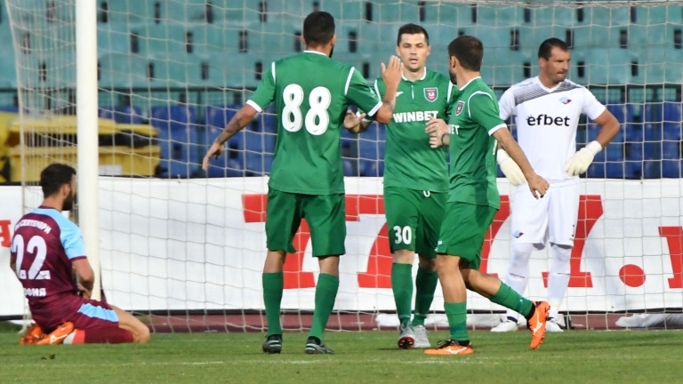 Старши треньорът на Ботев Враца Сашо Ангелов няма намерение да разпуска