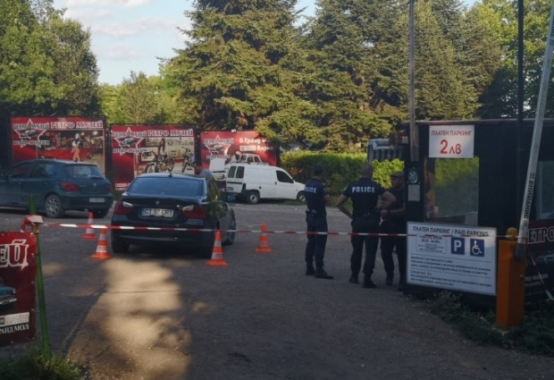 Малко дете е загинало на място след като било пометено