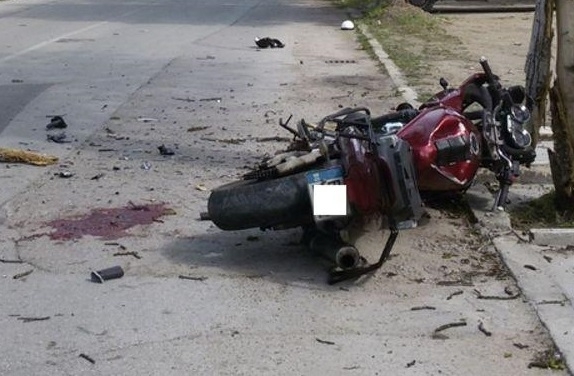 24-годишен бургазлия почина в линейката след жесток удар с мотоциклета